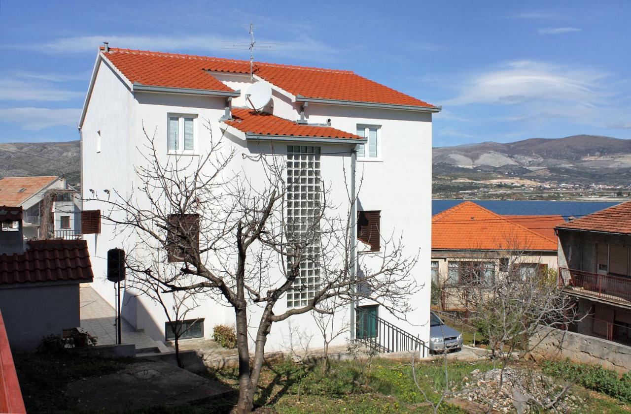 Apartments By The Sea Mastrinka, Ciovo - 4836 Trogir Kültér fotó